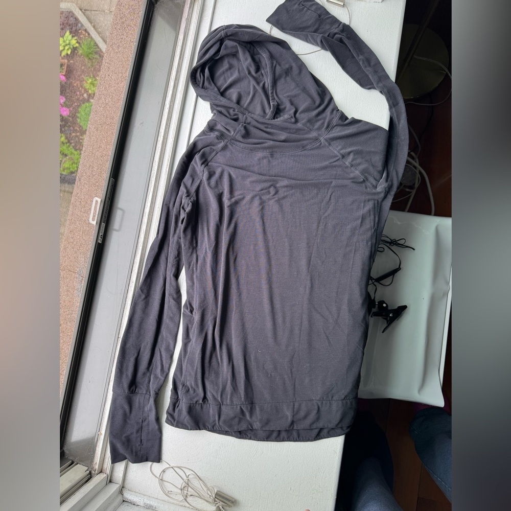 GAP Fit Breathe hoodie